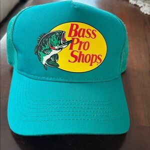 Bass Pro Shops Trucker Hat in Teal never worn